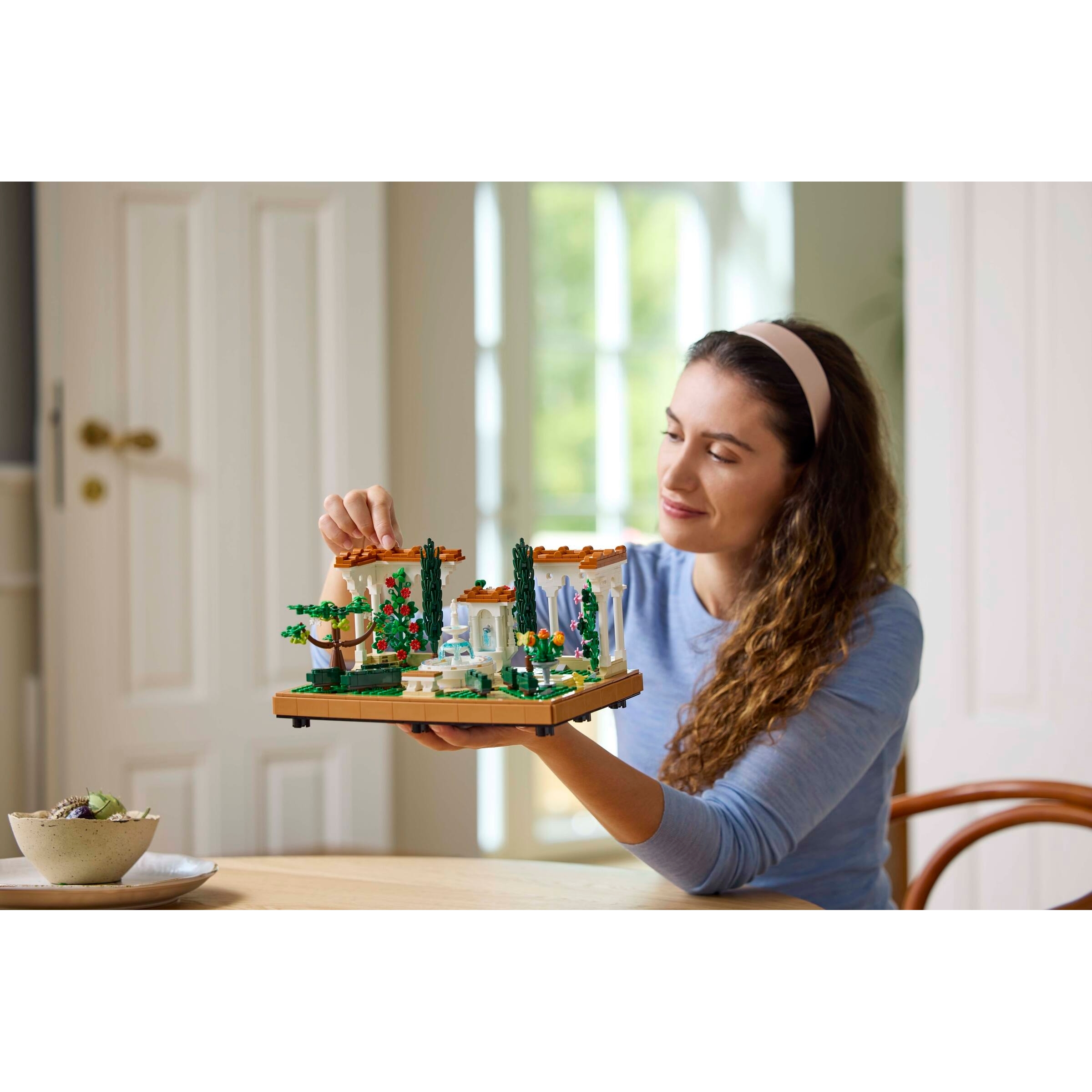 Fountain Garden - Image 7