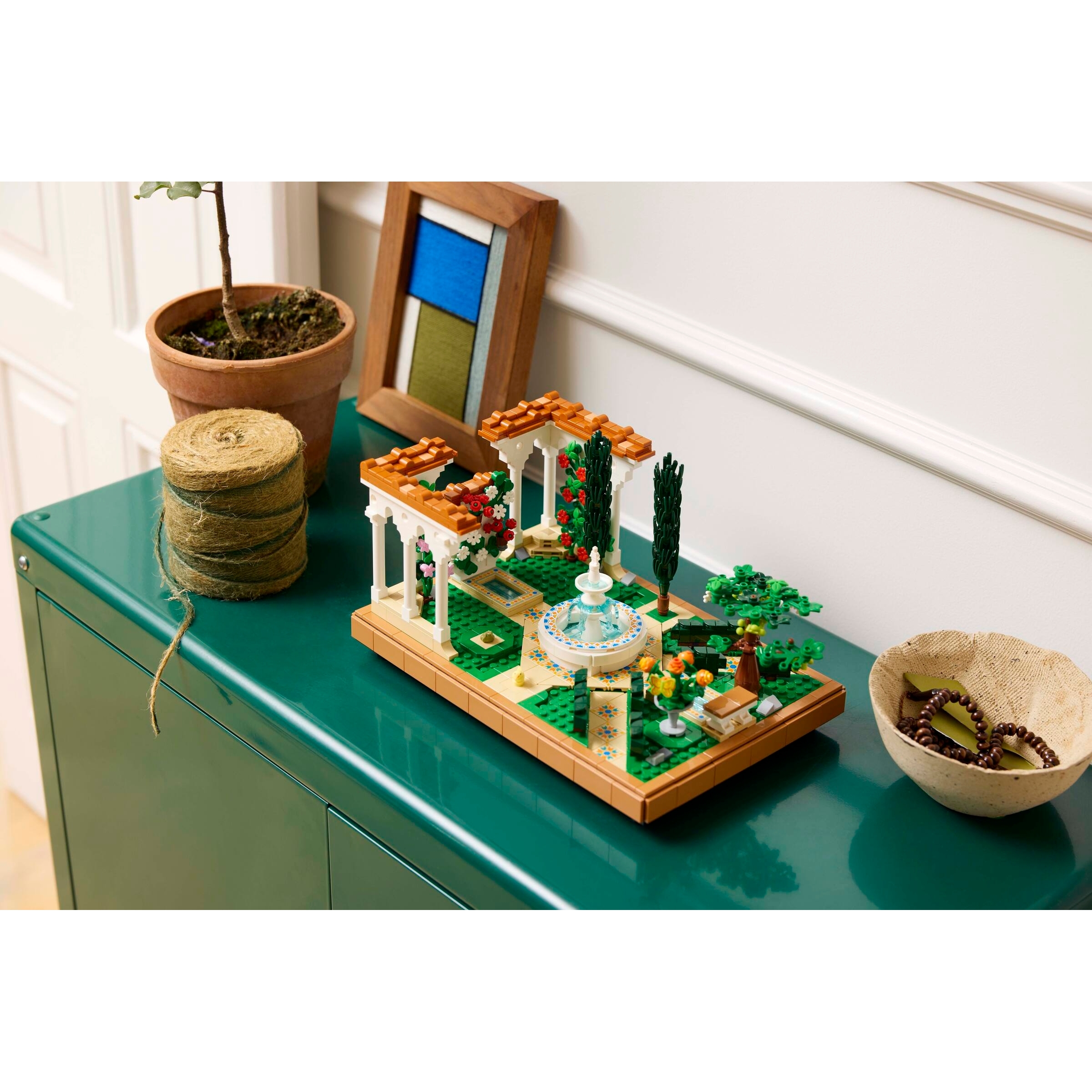 Fountain Garden - Image 10