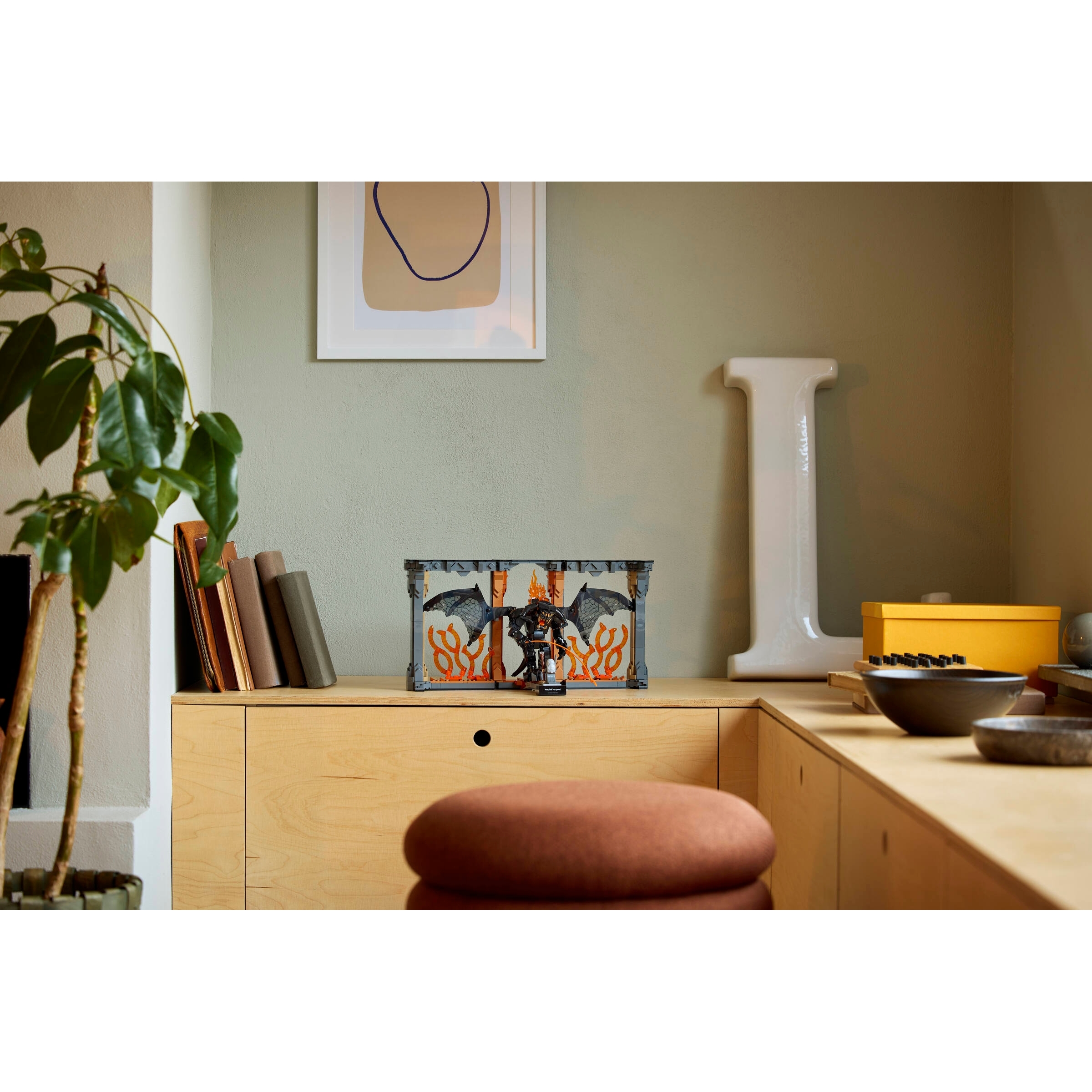 The Lord Of The Rings: Balrog Book Nook - Image 10