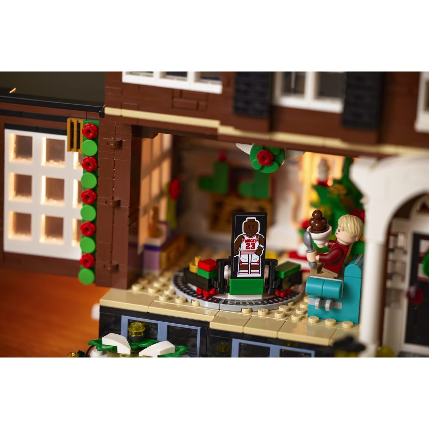 Lego Ideas Home Alone - Image 15