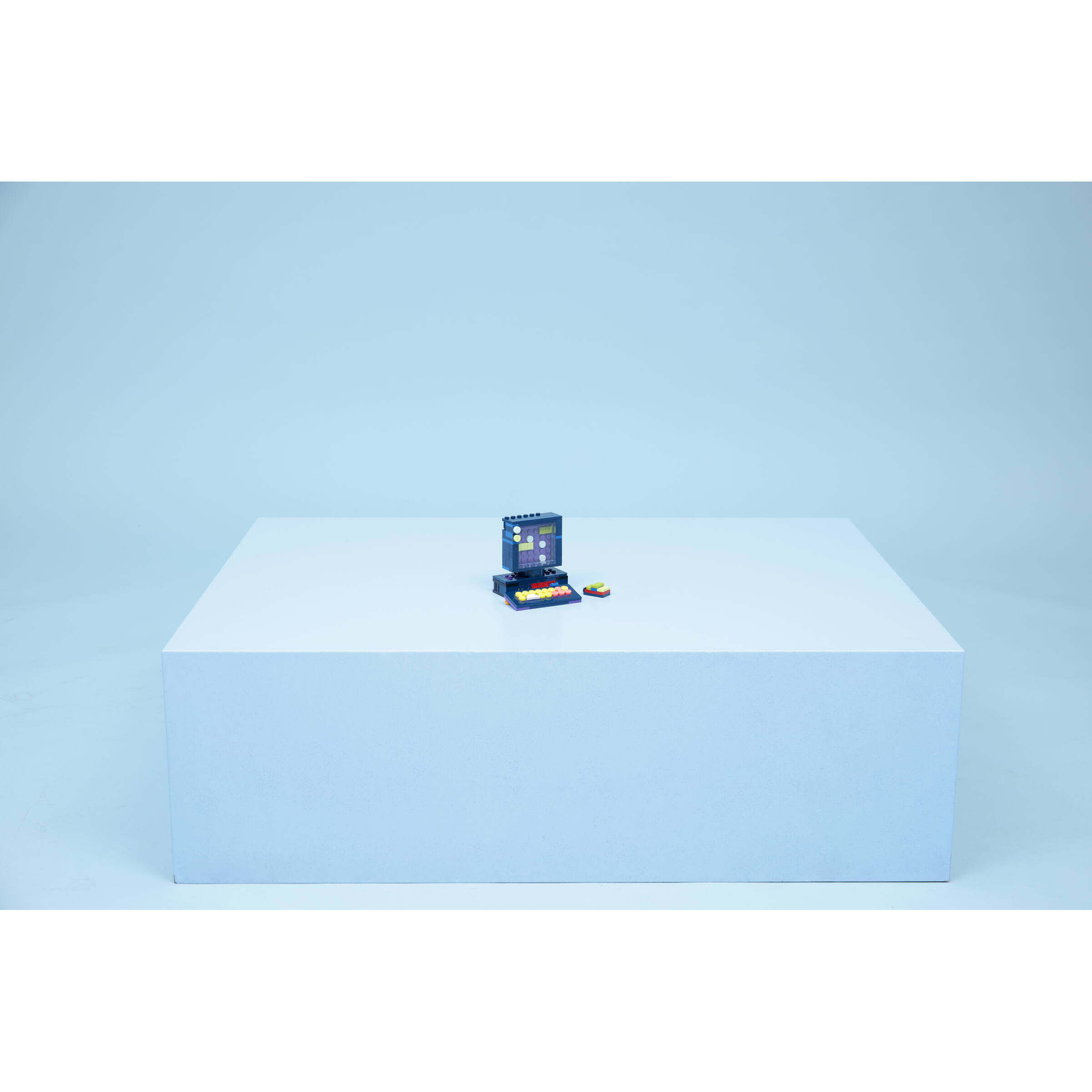 Retro Gaming Console - Image 11