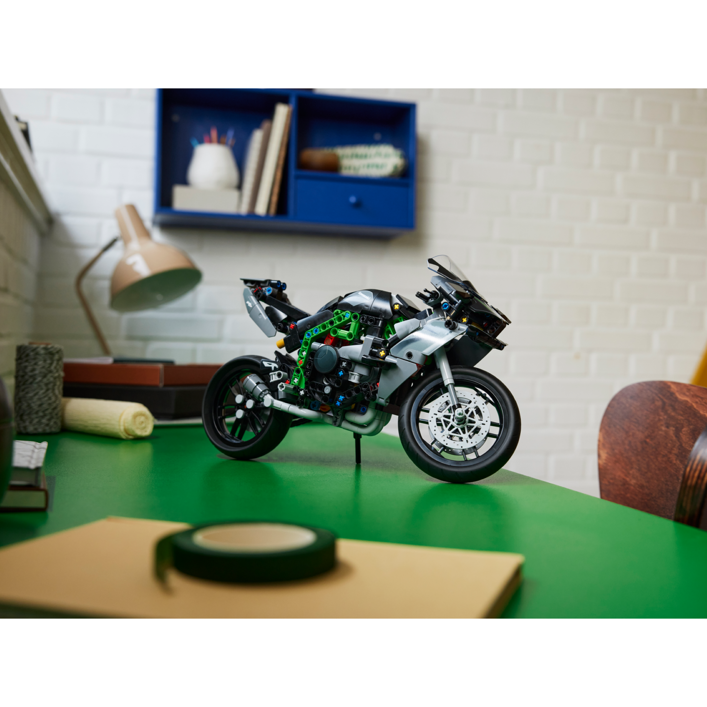 Kawasaki Ninja H2R Motorcycle - Image 7