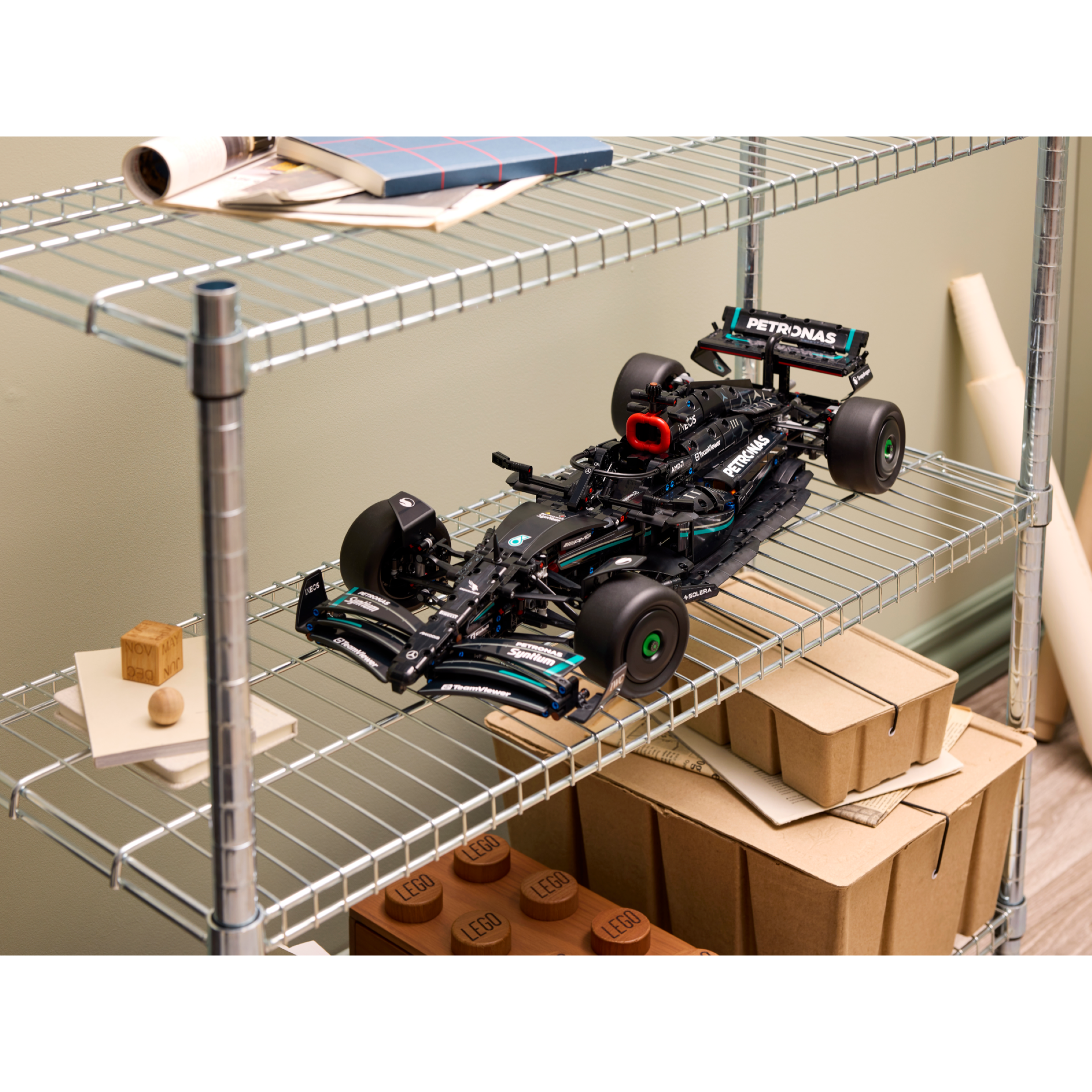 Mercedes-Amg F1 W14 E Performance - Image 9