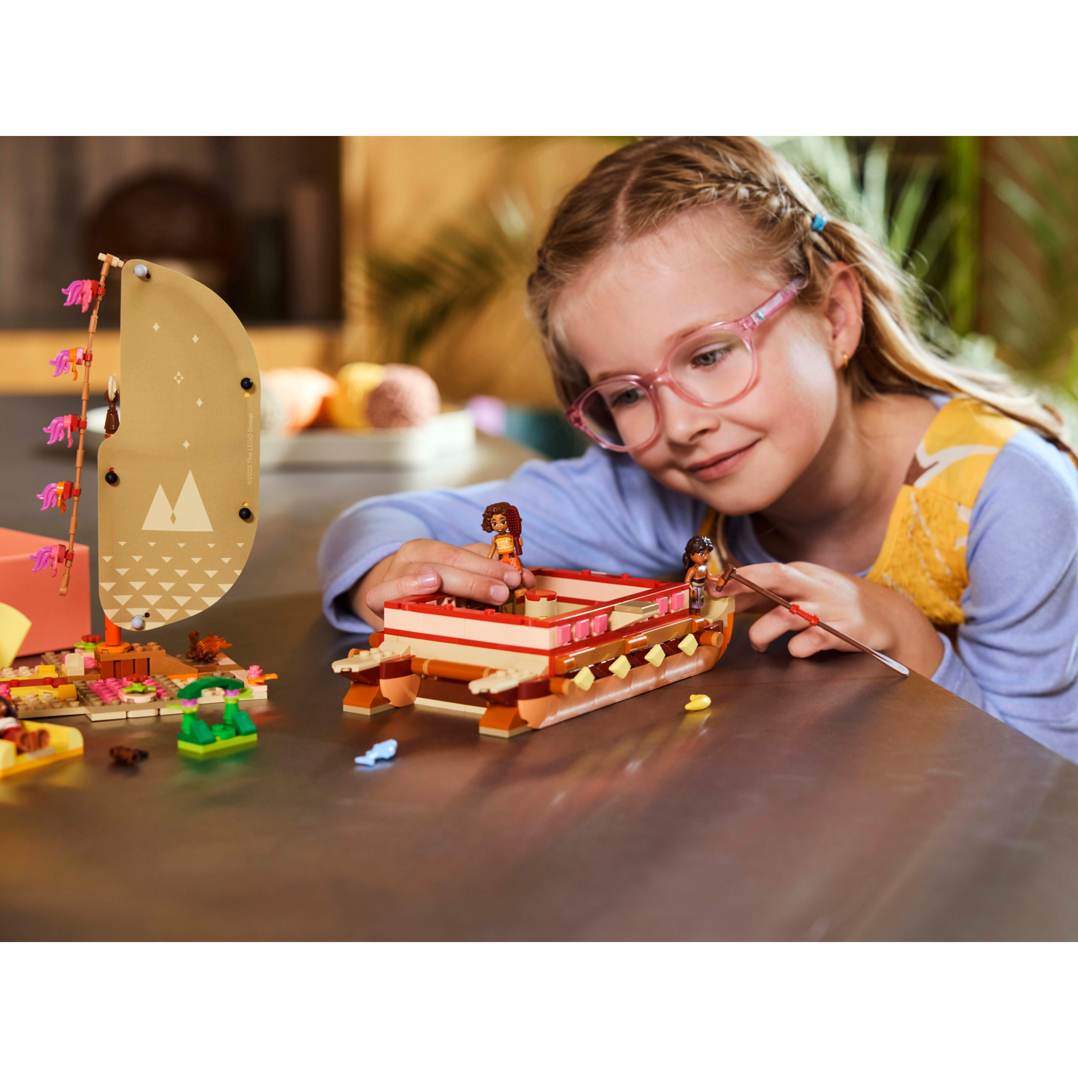 Moana's Adventure Canoe - Image 6