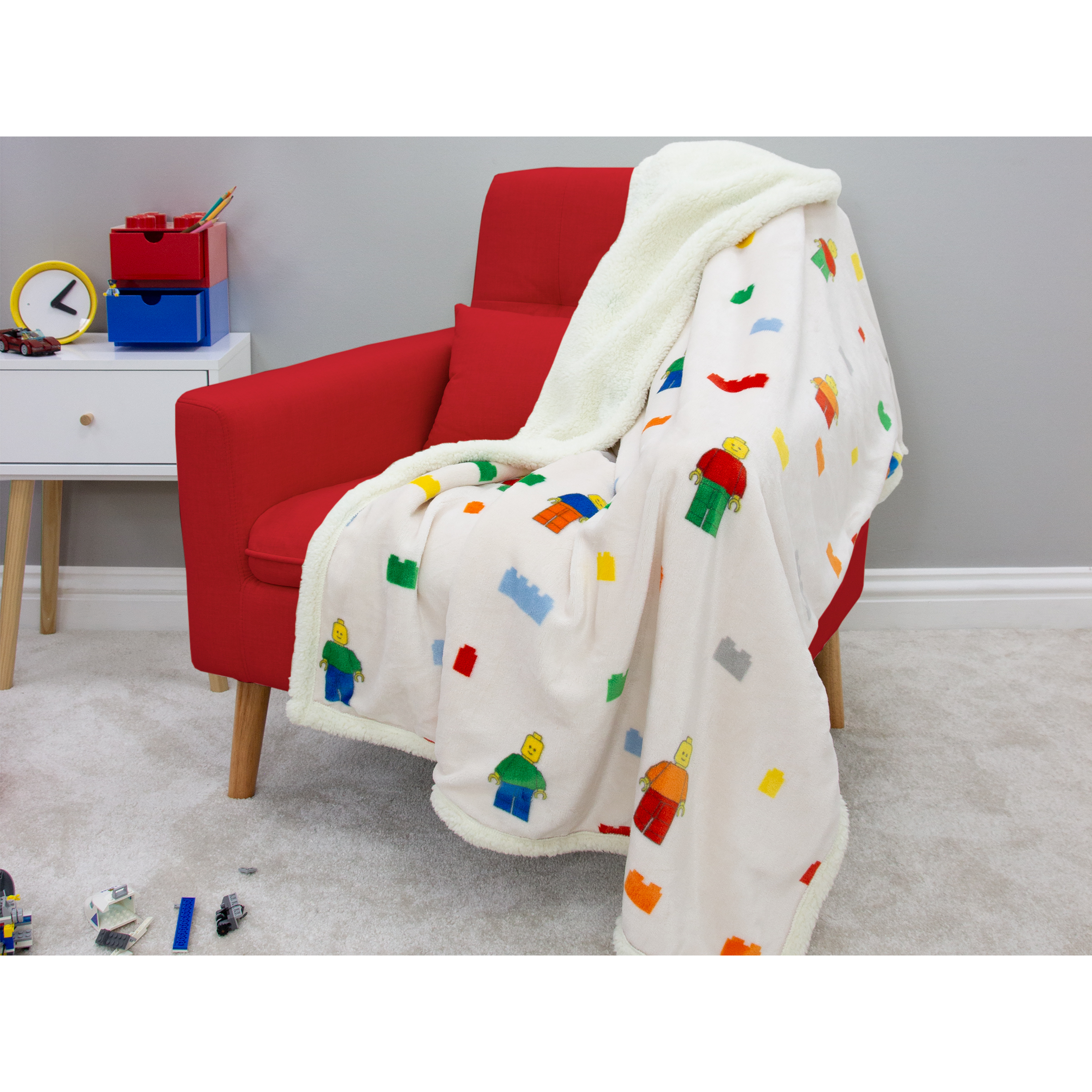 Masterbrand Sherpa Backed Throw - Image 3