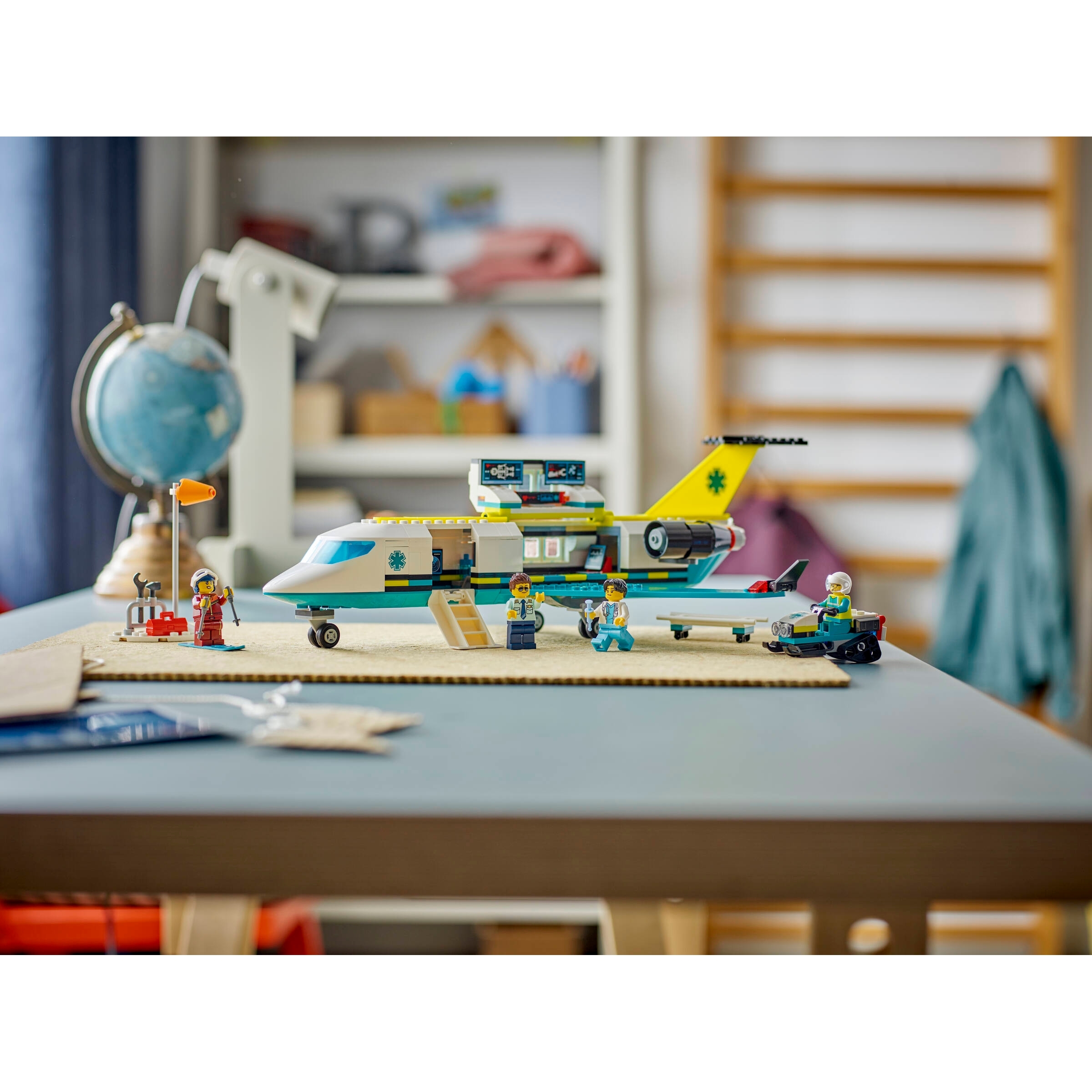 Emergency Air Ambulance Airplane - Image 10