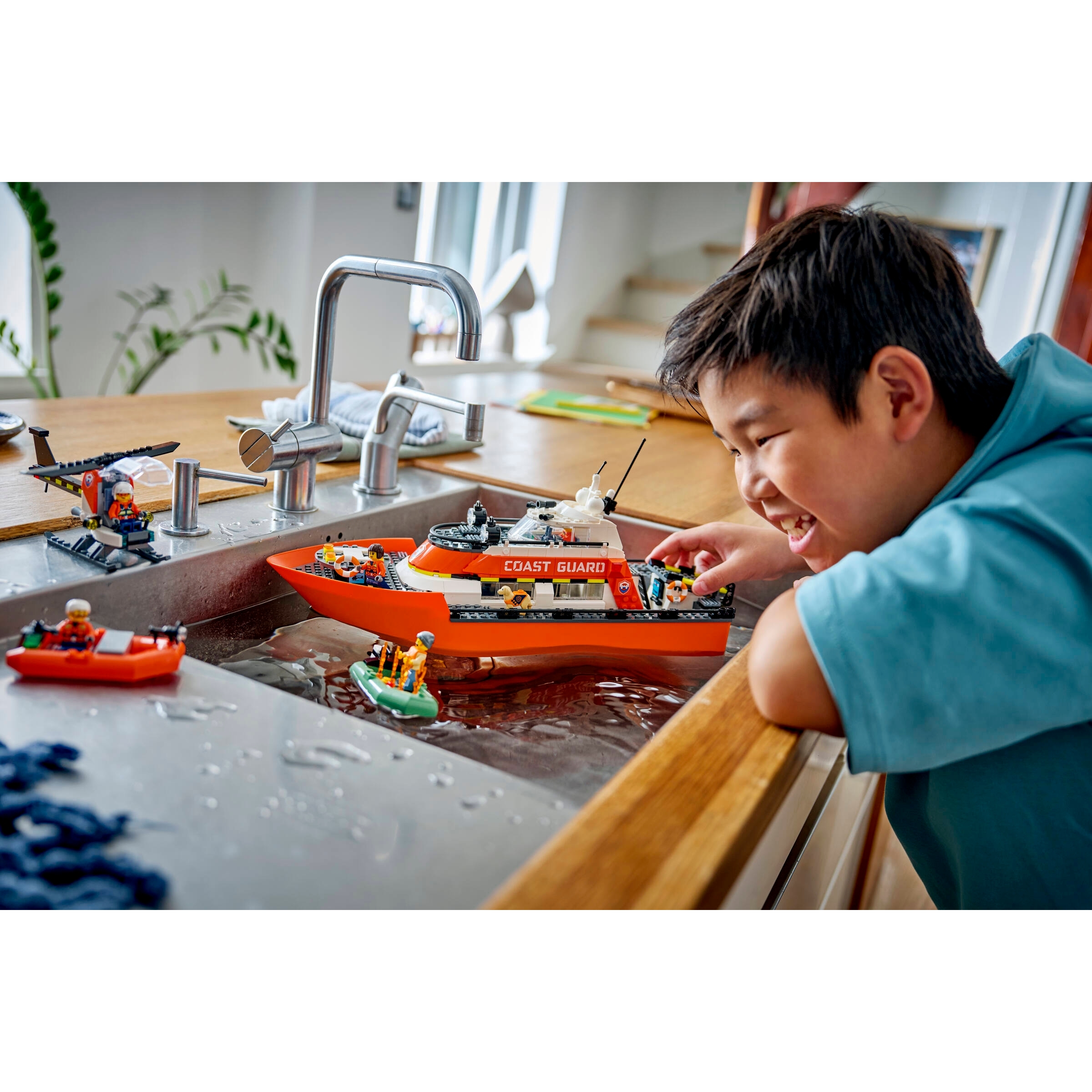 Coast Guard Rescue Boat & Helicopter - Image 7