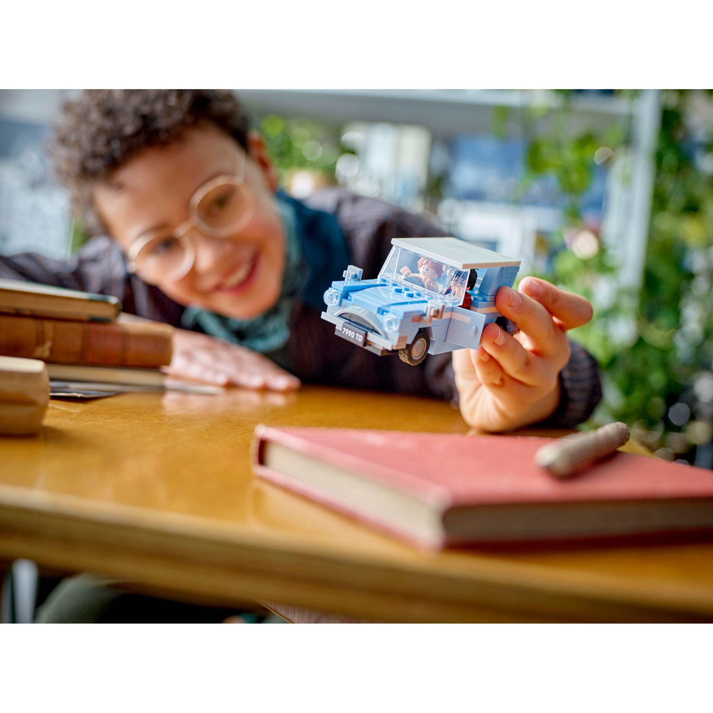 Flying Ford Anglia - Image 7