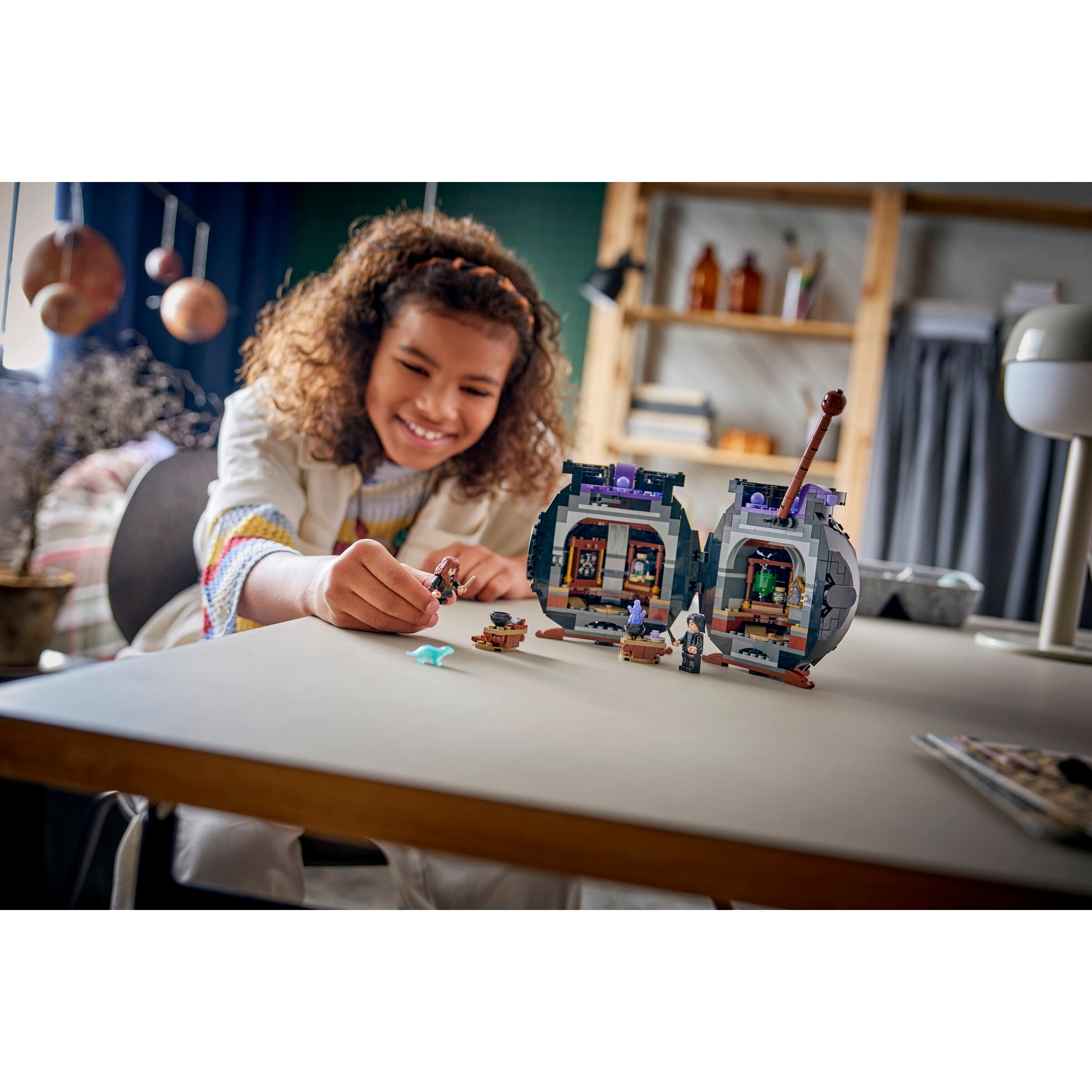 Cauldron: Secret Potions Classroom - Image 9