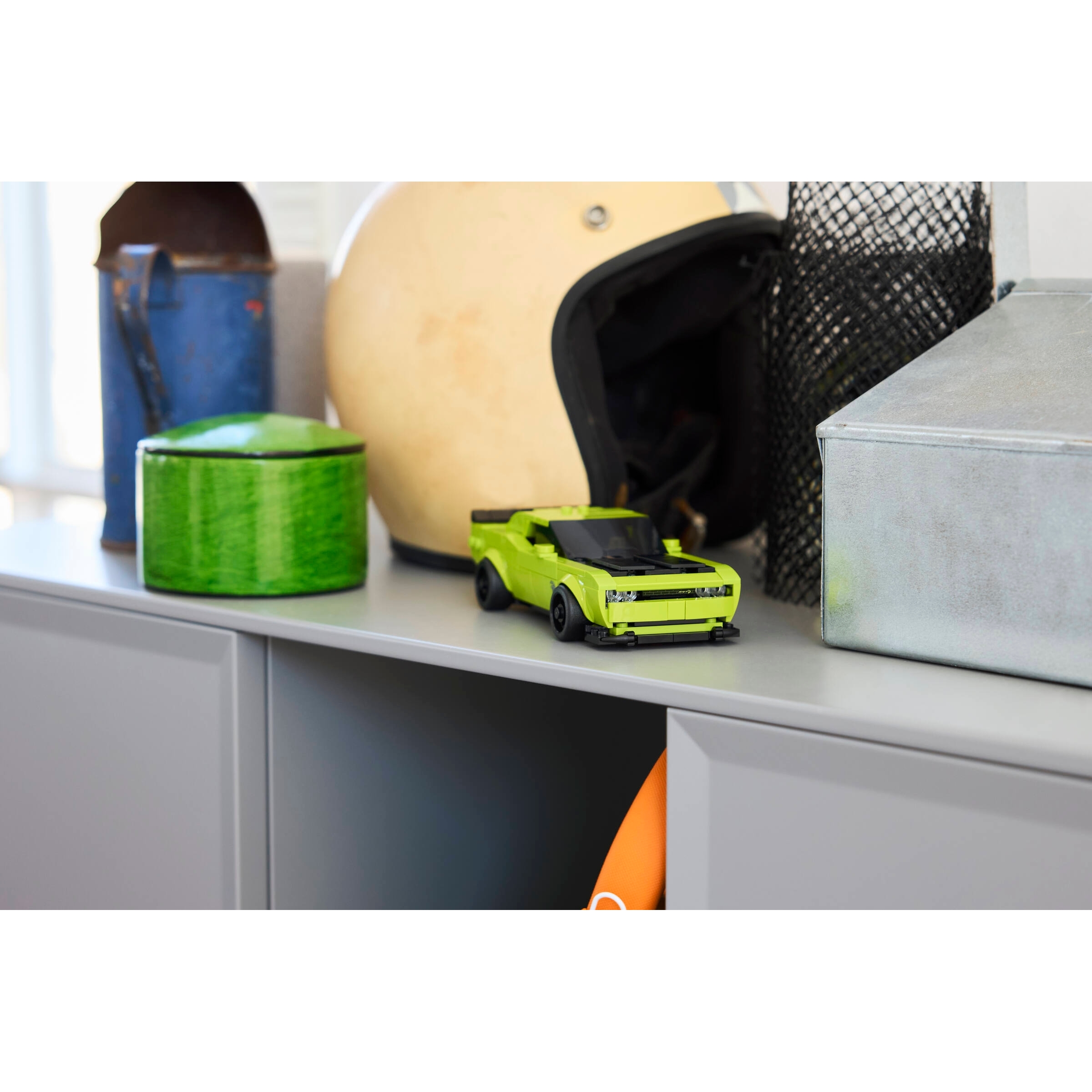 Dodge Challenger Srt Hellcat Sports Car - Image 9